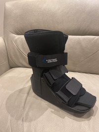 Air Cam Walking Fracture Boot - Brand New - Size Large