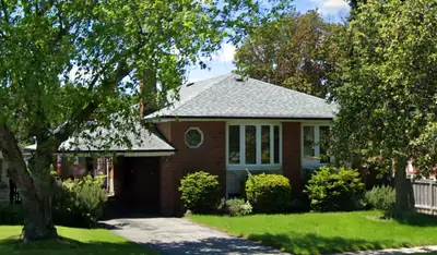 3 Bedroom + 1 Bath + Bungalow + Close to Everything