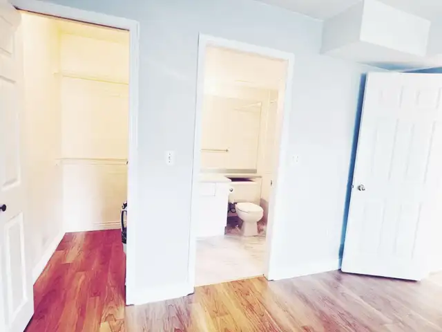 Bright suite in Port Coquitlam, not basement, private entrance, in Long Term Rentals in Tricities/Pitt/Maple - Image 6