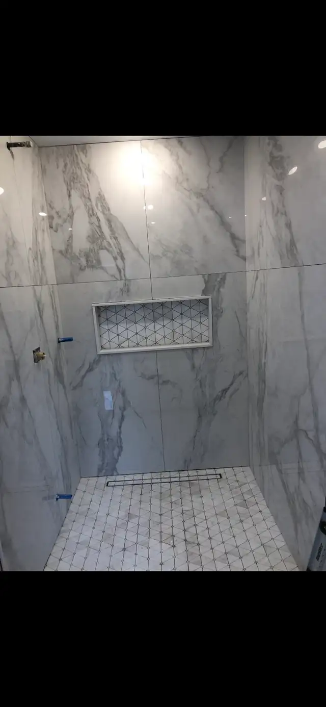 Tile installation 566084244771317761