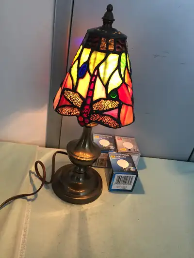 PRICE FIRM ... Excellent condition-working order ... Dimensions: 13" (H) ... CSA approved in Canada...