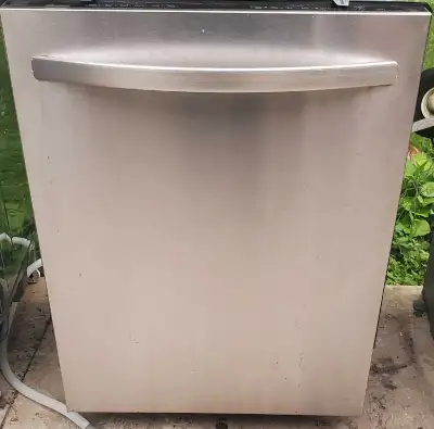 KENMORE STAINLESS STEEL 24" DISHWASHER [, View more
