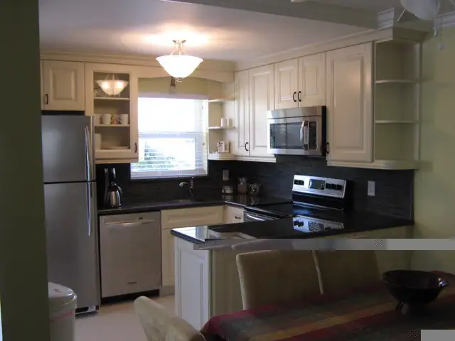 Sunny Condo Pompano Beach in Florida in Canada - Image 3