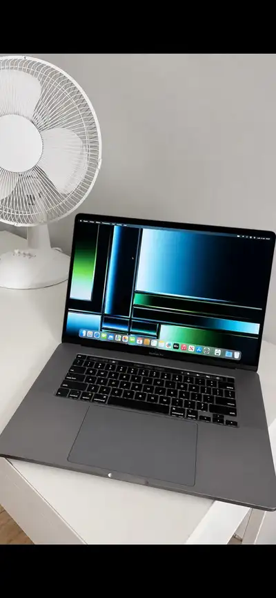 Macbook Pro 15 Inch 2019 I7 16G Ram , View more