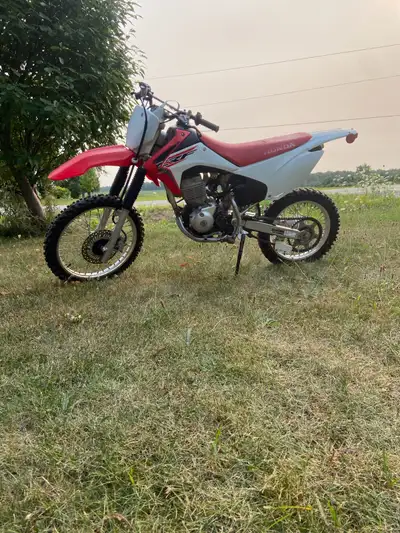 2016 Honda crf 150f runs great Second owner Electric start 4 stroke Brand new battery Recent air fil...