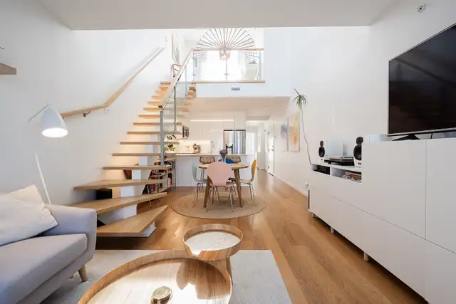Tres beau condo au coeur d'Hochelaga avec mezzanine et terrasse in Long Term Rentals in City of Montréal - Image 2