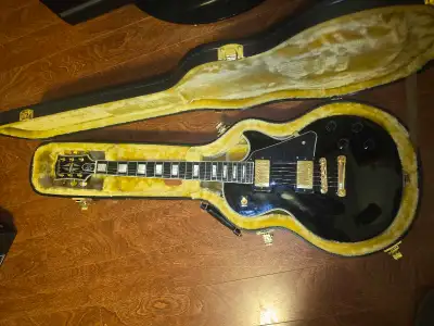 Epiphone les paul custome , View more