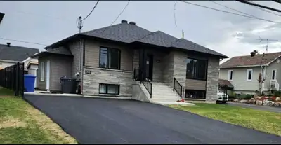 Maison à louer 3 chambres Magnifique haut de maison à louer d’une construction récente (2022) et com...