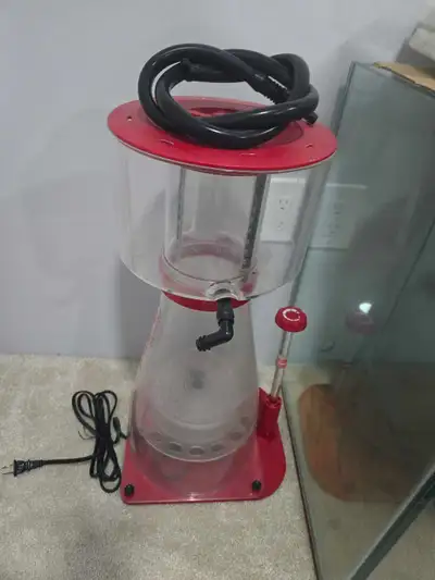Got an older RSK that works amazing with the clean Up of your aquarium The Red Sea RSK 900 is a high...
