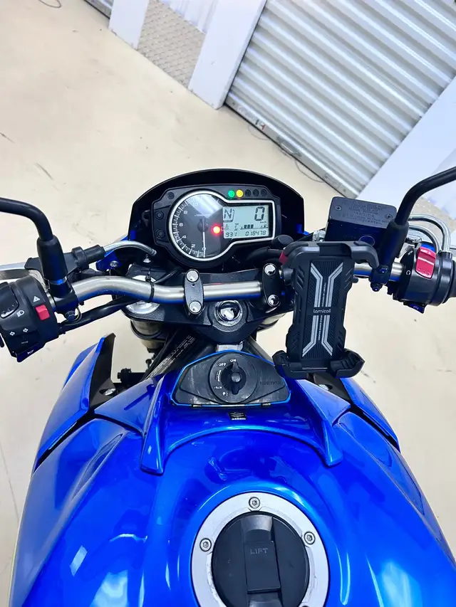2016 SUZUKI GSX-S 750 in Sport Touring in Ottawa - Image 3