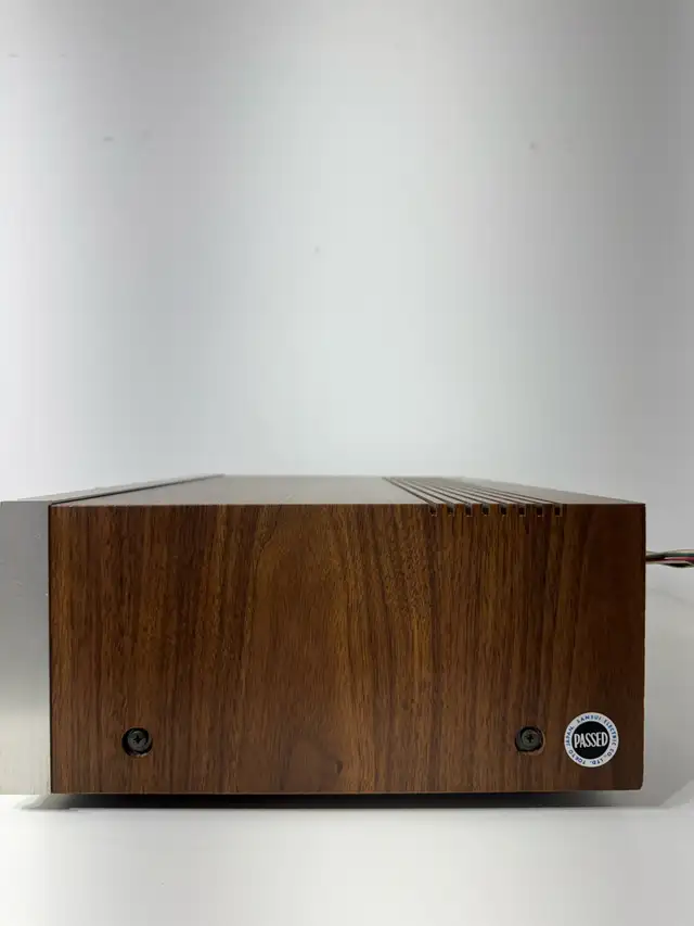 Sansui 661 AM/FM Stereo Receiver immaculate condition. in Stereo Systems & Home Theatre in Mississauga / Peel Region - Image 9