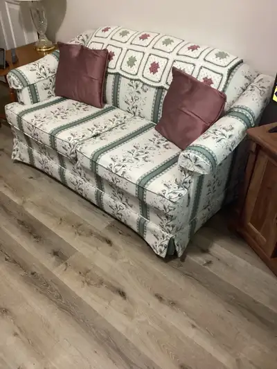 love seat, View more