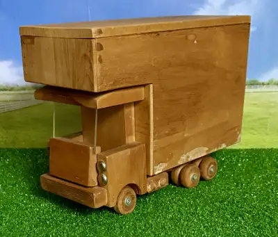 Camion / Panel / Bois, View more
