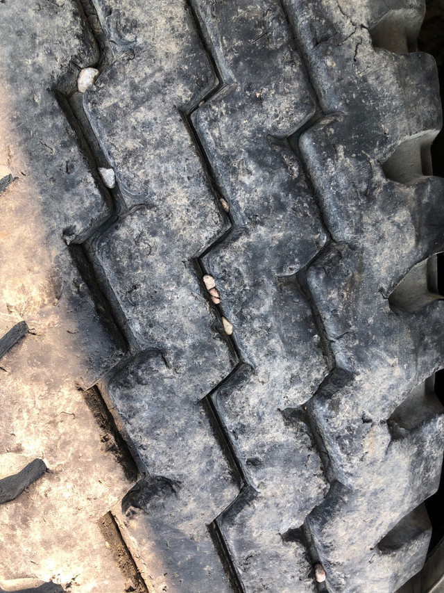 10 - 11:00 X 24.5 USED TRAILER TIRES! in Tires & Rims in Edmonton - Image 4