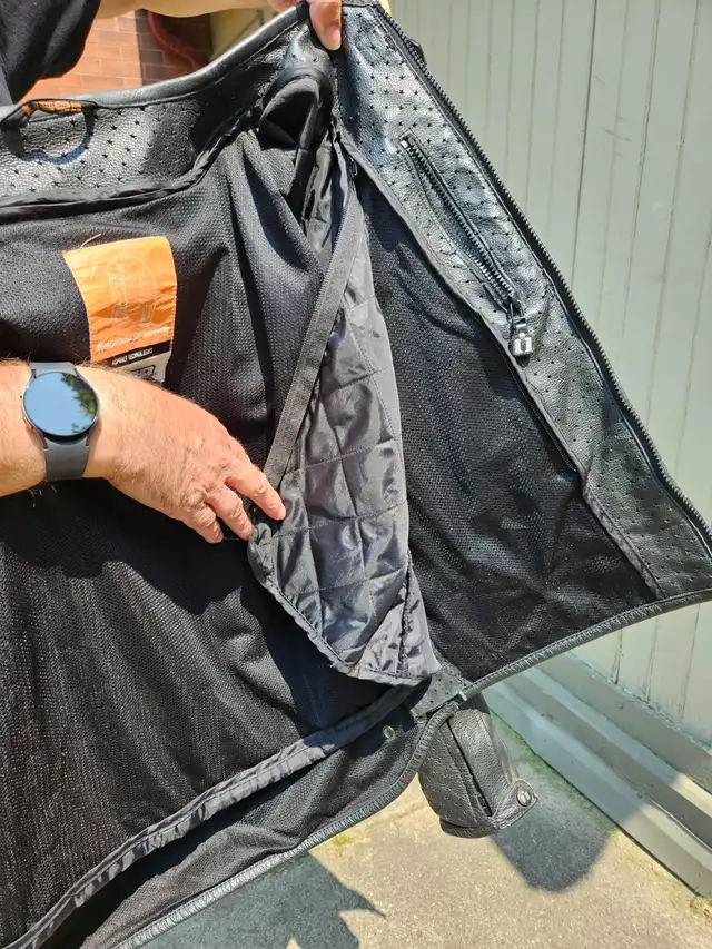 ICON Motorcycle Jacket 'motorhead' leather in Men's in Kitchener / Waterloo - Image 8