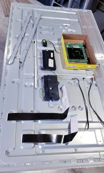 *TV PARTS* FOR 75" SAMSUNG TV MODEL: UN75RU8000FXZC, View more