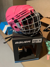 Girls hockey Bauer helmet