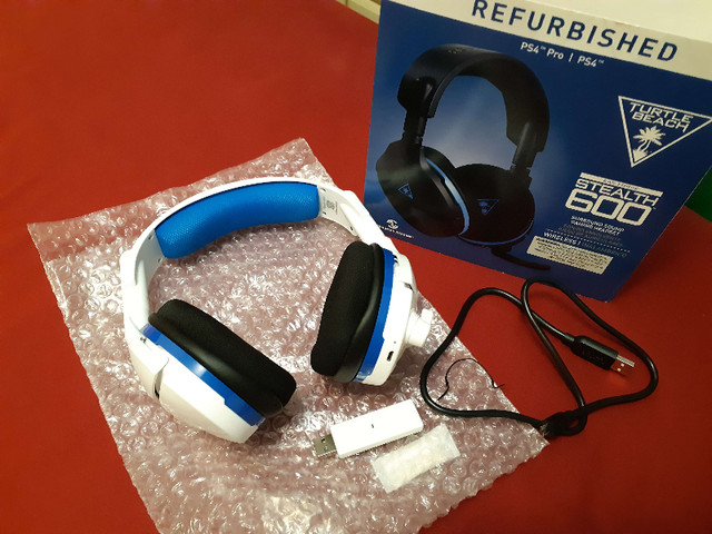 [Refurbished] Turtle Beach Stealth 600 PS4/PC Wireless Headset in Headphones in Mississauga / Peel Region - Image 2