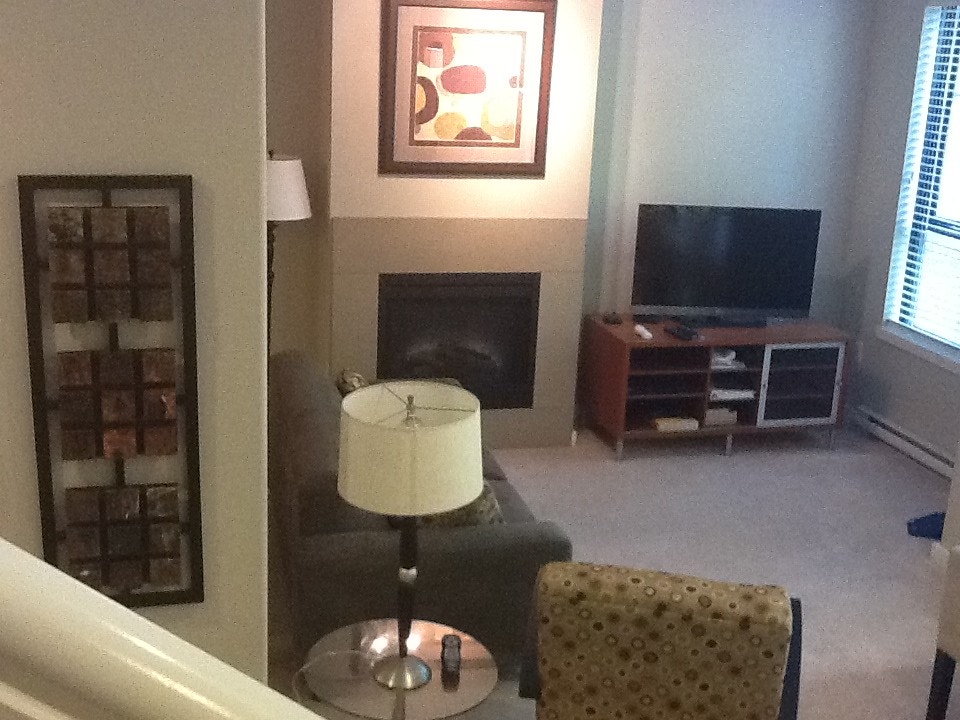 FURNISHED UBC TOWNHOUSE FOR RENT OCTOBER 1 2