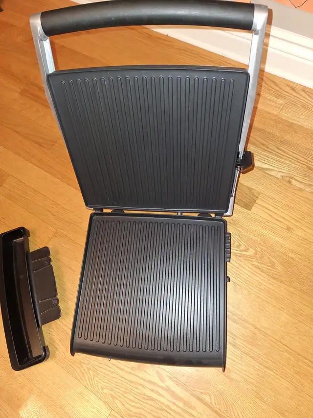 Breville indoor grill in Microwaves & Cookers in Ottawa - Image 6