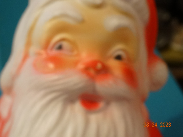 Vintage Christmas(Xmas) Santa, plastic,12 inch, standing,50s in Holiday, Event & Seasonal in Kelowna - Image 2