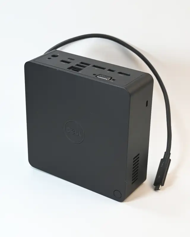 Dell K16A USB-C TB16 Thunderbolt Docking Station Black Dock Only in Laptop Accessories in City of Toronto - Image 4