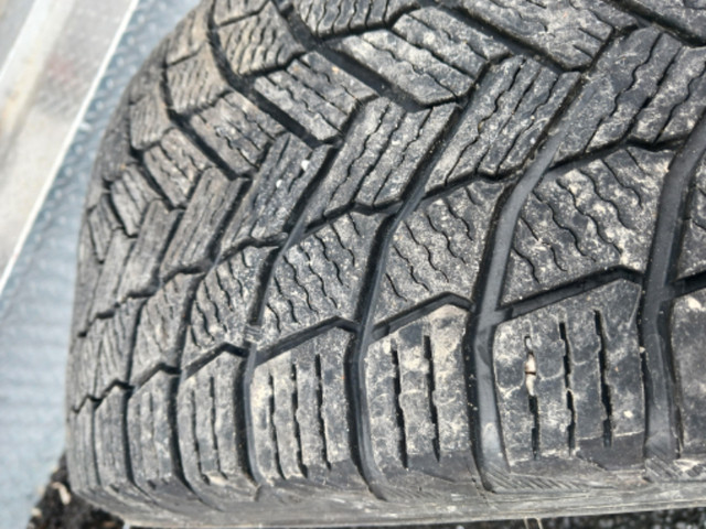 4 Michelin 215 50 R17 winter tires on rims in Tires & Rims in Ottawa - Image 2