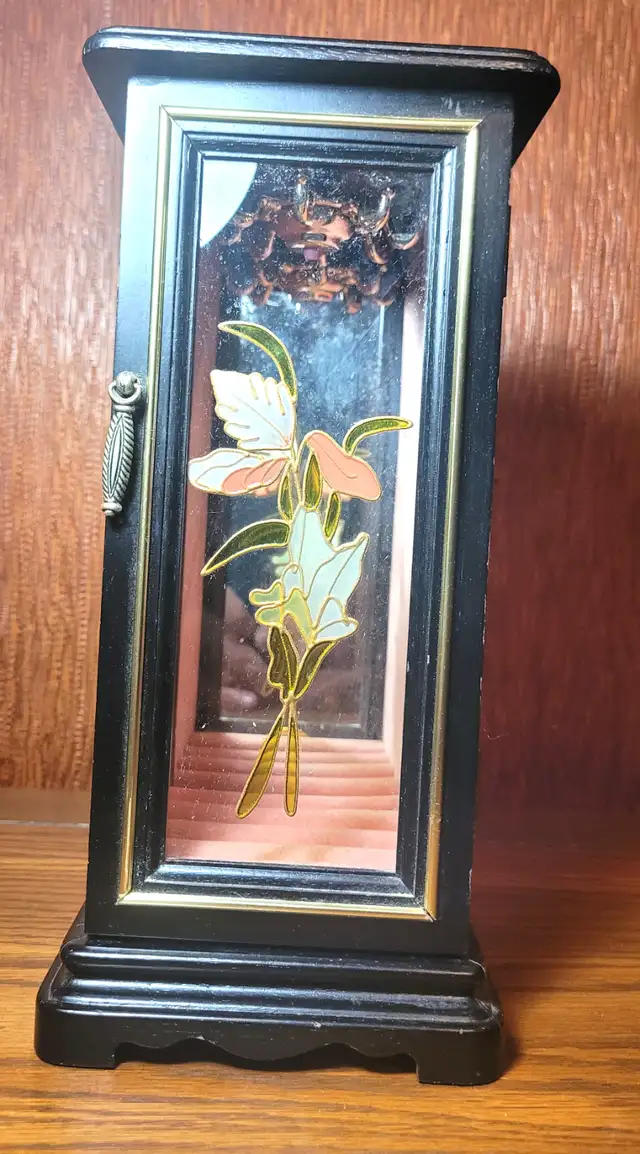 1970s Mele Black Jewelry Box Armoire Glass Door Tall Dresser in Jewellery & Watches in Markham / York Region - Image 3