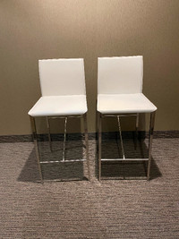 Structube VIENNA recycled leather counter stools (x2) w/backrest