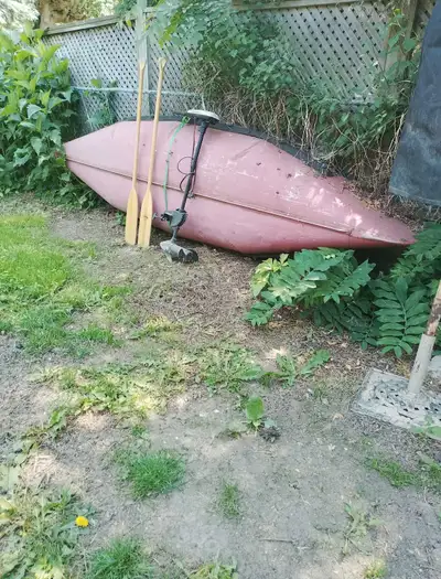 Got off some older guy years ago he made it , used it many times no Leakes great canoe light weight...
