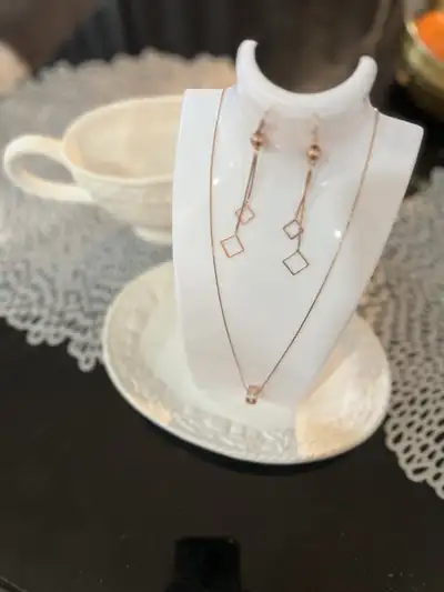 S925 rose gold new necklace and earrings set, View more