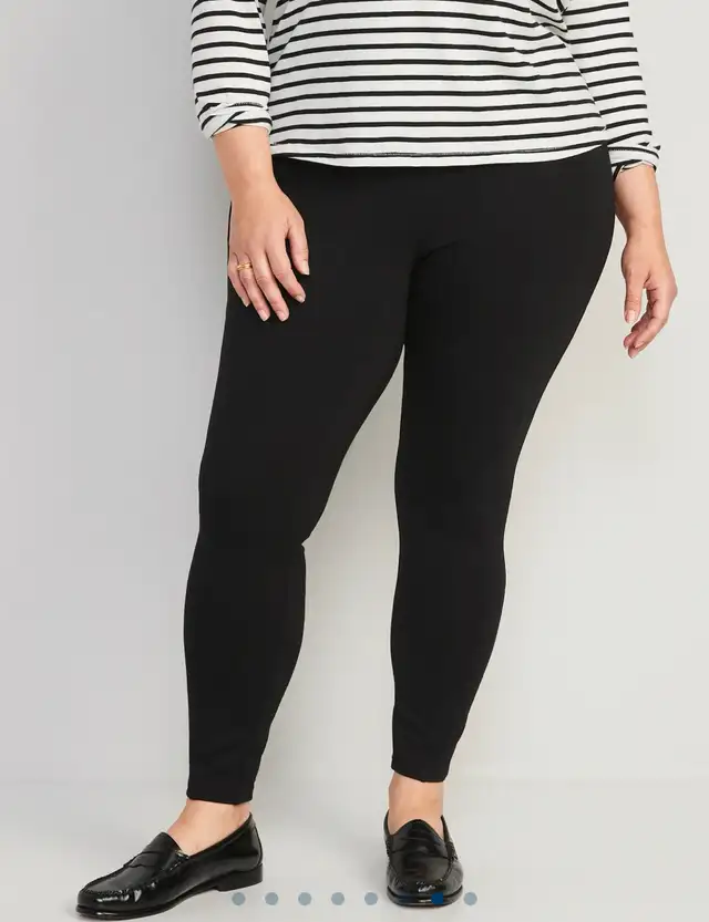Old Navy Women’s Black Extra High-Waisted Stevie Skinny Ankle Pa in Women's - Bottoms in Oshawa / Durham Region - Image 2