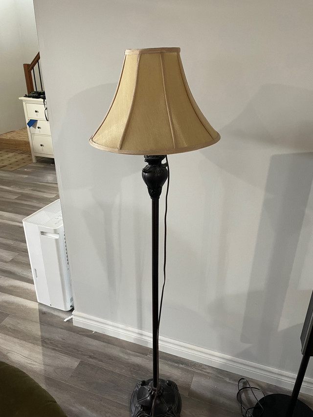60” floor lamp in Indoor Lighting & Fans in Ottawa