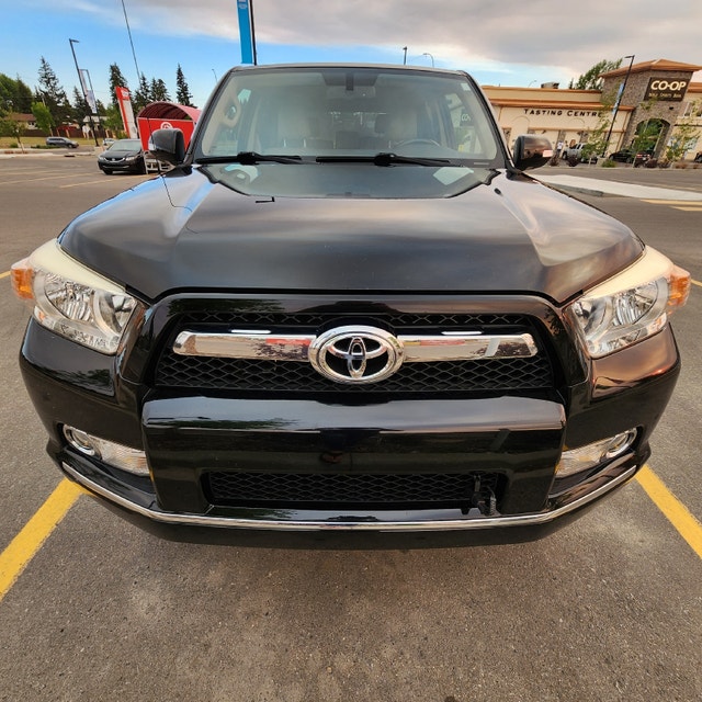 ***4RUNNER LIMITED *** Cars & Trucks Calgary Kijiji