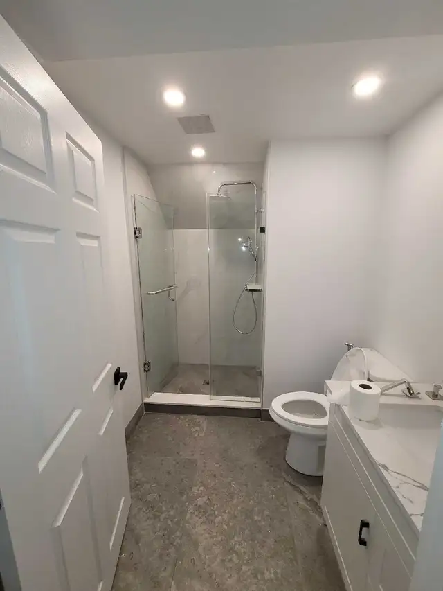 ALL INCLUSIVE ROOM FOR RENT IN NEWMARKET/AURORA in Room Rentals & Roommates in Markham / York Region - Image 4