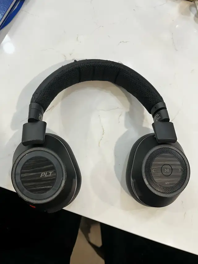 headphones in Headphones in Laval / North Shore - Image 2