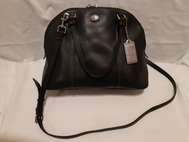 Medium Size Black Authentic Coach Leather Crossbody Bag/Satchel in Women's - Bags & Wallets in City of Halifax - Image 2