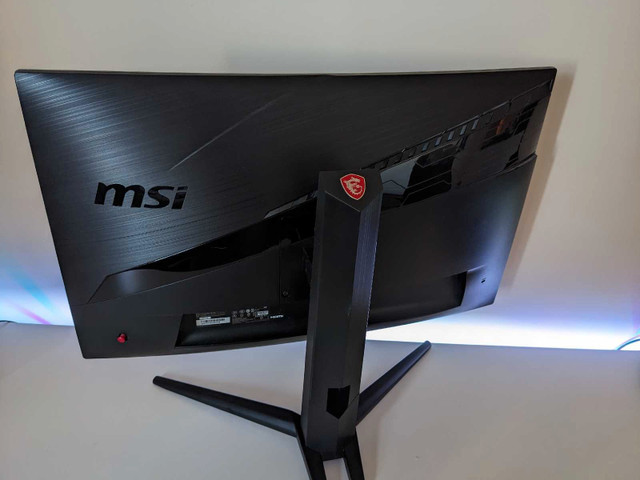 like new MSI MAG271CQR curved gaming monitor in Monitors in City of Halifax - Image 4