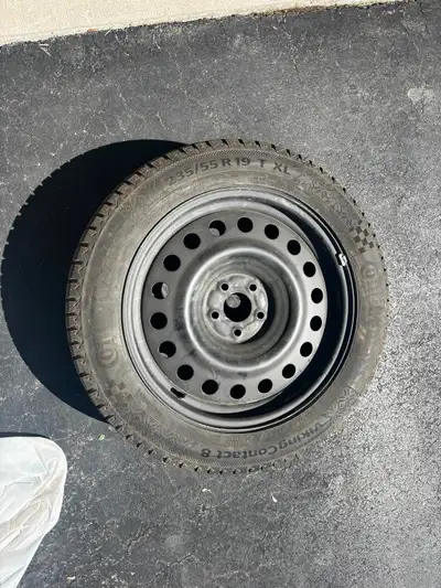 Selling a full set of 4 Firestone Winterforce 2 UV winter tires mounted on 19-inch steel rims. Brand...