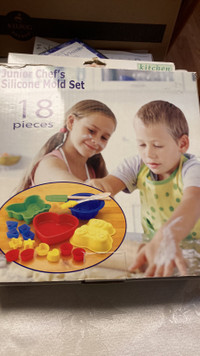 Junior Silicone Mould Set for play and baking…18 piece set