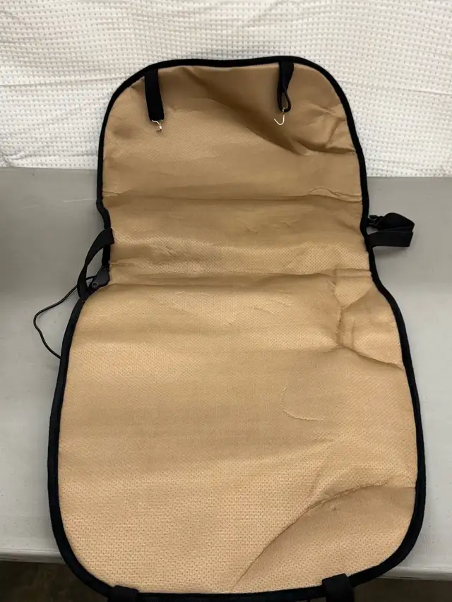 Car Heated Seat Cushion  in Other in Hamilton - Image 9