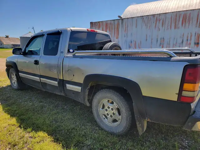 2000 Chevy silverado 519876469096468483