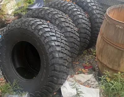 Brand new never mounted. 37” 13.5 17”. 2300 obo