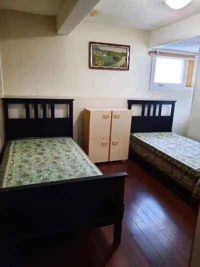 Single Room to rent in all girl basement near Gurdwara