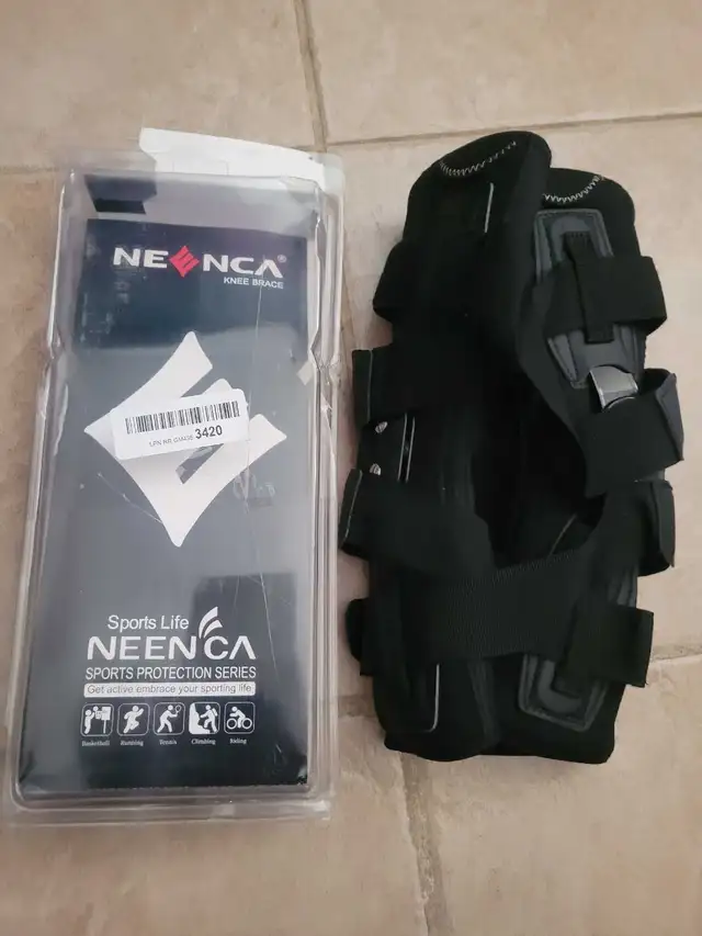 Neenca Knee Brace XL (2) Nee in Other in Calgary - Image 6