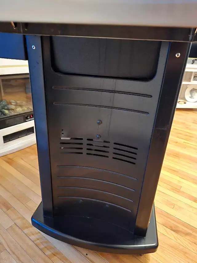 BBQ WEBER SPIRIT E215 in BBQs & Outdoor Cooking in City of Montréal - Image 7