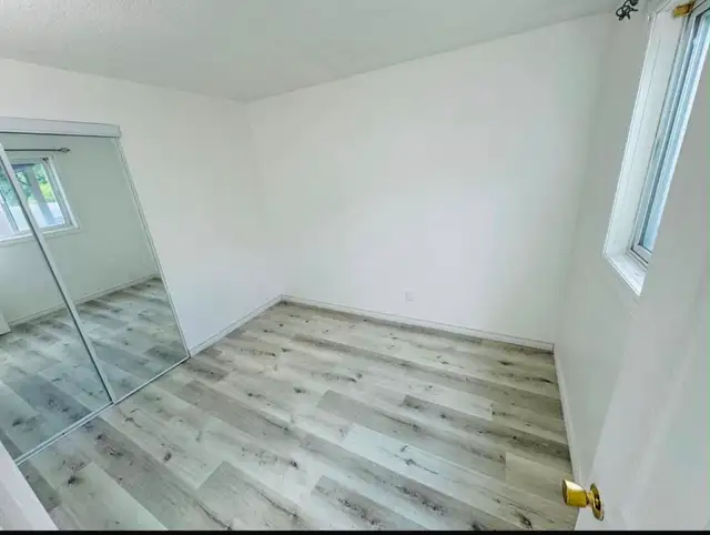 1700$/month 2 Bed 1 Bath ,house for rent62 Orchid Crescent Kitch in Long Term Rentals in Kitchener / Waterloo - Image 5