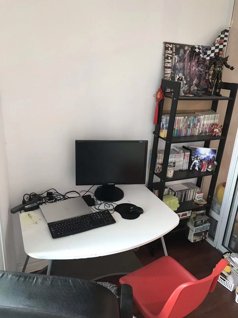 Desk 80 and chair20 (wheels) free leather chair Desks City of