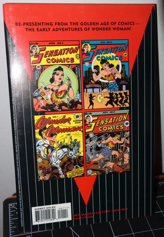 Wonder Woman collectables in Arts & Collectibles in Guelph - Image 4