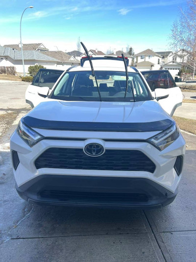 2023 Toyota RAV4 XLE: Loaded with Upgrades!